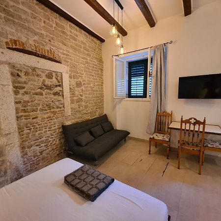 Mistique Appartement Šibenik Buitenkant foto